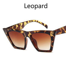 Carica l&#39;immagine nel visualizzatore di Gallery, New Woman Men Occhiali da sole Cat Eye con montatura grande Occhiali quadrati personalizzati Occhi di gatto colorati Occhiali alla moda Occhiali retrò versatili UV400 