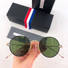 Carica l&#39;immagine nel visualizzatore di Gallery, York Brand Thom Eyeglasses Frame Men Women Round Sunglasses TB915 Myopia Optical Classical Glasses Frame For