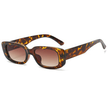 Carica l&#39;immagine nel visualizzatore di Gallery, OEC CPO Small Square Sunglasses Women Plastic Frame Orange Gradient Sunglasses Female Trendy Brand Designer Eyeglasses UV400