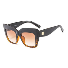 Load image into Gallery viewer, OEC CPO Vintage Square Sunglasses Women Men Big Frame Gradient Shades Sun Glasses Female  Oculos UV400 O34