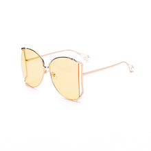 Load image into Gallery viewer, ORELDIA 2023 Brand Pearl Semicircle Sunglasses Women Big Frame Gradient Sunglasses Women Oculos Unisex Glasses