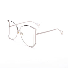 Load image into Gallery viewer, ORELDIA 2023 Brand Pearl Semicircle Sunglasses Women Big Frame Gradient Sunglasses Women Oculos Unisex Glasses