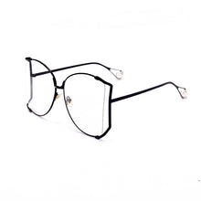 Load image into Gallery viewer, ORELDIA 2023 Brand Pearl Semicircle Sunglasses Women Big Frame Gradient Sunglasses Women Oculos Unisex Glasses