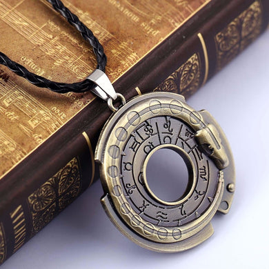 Assassins Creed Chain Necklace Connor Amulet Pendant Necklace Friends Men Women Game Jewelry Accessories