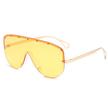 Carica l&#39;immagine nel visualizzatore di Gallery, One Piece Goggle Sunglasses Women  Brand Designer Sun Glasses Men Big Frames Retro Oversized Eyeglasses Vintage Eyewear
