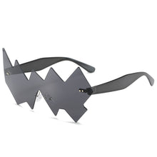 Carica l'immagine nel visualizzatore di Gallery, One Piece Steampunk Sunglasses Women Oversized Punk Rimless Sun Glasses Men UV400 Driving Shades Goggle Eyewears Candy Color