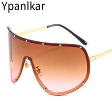 Load image into Gallery viewer, One Piece Sunglasses Women Men Big Frame Wind Goggles Vintage Eyeglasses With Nails Driving UV400