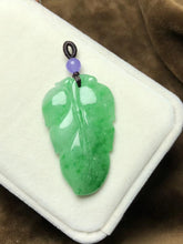 Carica l&#39;immagine nel visualizzatore di Gallery, Only One ! Natural Ice Chalcedony Leaf Amulet Pendant Necklace Sweater Chain  Jadeite JADE   Wholesale