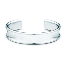 Carica l'immagine nel visualizzatore di Gallery, Original TIFF Sterling Silver 925 High Quality Charm Bracelet Engraved Inscription FOR Woman Original Model Production
