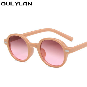 Oulylan Occhiali da sole ovali neri classici per le donne Occhiali da sole rotondi alla moda da uomo Occhiali da guida all'aperto Occhiali sfumati UV400 