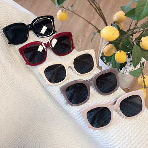 Oulylan Oversized Square Sunglasses Women Men  Designer Shades Eyewear Vintage Sun Glasses UV400 Colored Glasses Black