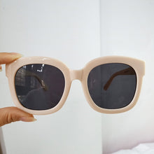 Load image into Gallery viewer, Oulylan Oversized Square Sunglasses Women Men  Designer Shades Eyewear Vintage Sun Glasses UV400 Colored Glasses Black