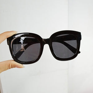 Oulylan Oversized Square Sunglasses Women Men  Designer Shades Eyewear Vintage Sun Glasses UV400 Colored Glasses Black