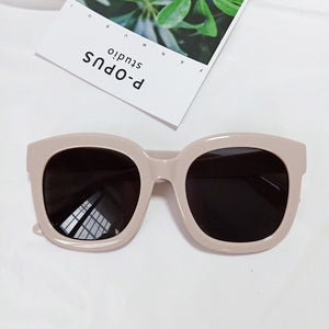 Oulylan Oversized Square Sunglasses Women Men  Designer Shades Eyewear Vintage Sun Glasses UV400 Colored Glasses Black