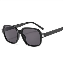 Load image into Gallery viewer, Oulylan Retro Oval Sunglasses Women Men 2023 Classic Small Square Sun Glasses Male Female Gradient Shades Eyewear UV400  Ins