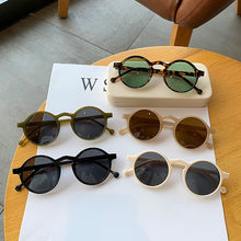 Load image into Gallery viewer, Oulylan Retro Round Sunglasses Women Men Classic Brand Leopard Green Sun Glasses Shades Ladies UV400 Sunglass Oval Eyewear