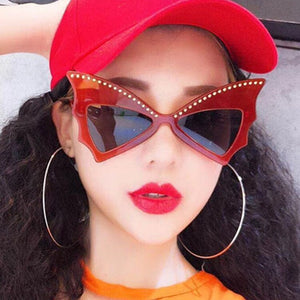 Oversize Sunglasses Women Bat  Shades Sun glasses Rivet Big Frame Sunglass Personality Dance Party Glasses