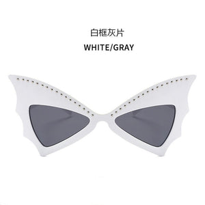 Oversize Sunglasses Women Bat Sharp Shades Sun glasses Rivet Big Frame Sunglass Personality Dance Party Glasses