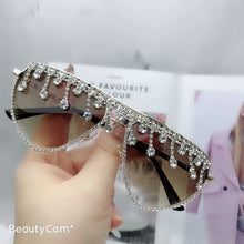 Load image into Gallery viewer, Oversized Cat Eye Sunglasses  Brand Shades for Women Steampunk Ladies Sun Glasses Party Eyewear Lunette De Soleil Femme