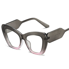 Carica l'immagine nel visualizzatore di Gallery, Oversize Cat Eyes Verde Rosa Occhiali da sole Donna 2023 Designer di marca Occhiali da sole per donna Lunettes De Marque Femme 
