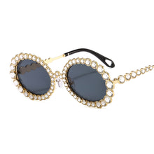 Carica l&#39;immagine nel visualizzatore di Gallery, Oversized Female Round Diamond Decro Shades 2023 Brand Desinger Big Frame Oval Black Bling Crystal Dazzling Sunglasses