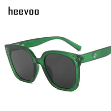 Carica l&#39;immagine nel visualizzatore di Gallery, Occhiali oversize Occhiali da sole quadrati da uomo Donna Gentle Brand Rivet Oro Argento Nero Elegante Ladies Eyewear Gafas de sol UV400