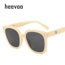 Carica l&#39;immagine nel visualizzatore di Gallery, Occhiali oversize Occhiali da sole quadrati da uomo Donna Gentle Brand Rivet Oro Argento Nero Elegante Ladies Eyewear Gafas de sol UV400