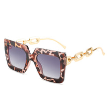 Carica l&#39;immagine nel visualizzatore di Gallery, Occhiali da sole da pesca quadrati con catena d&#39;oro oversize da donna 2023 Occhiali da sole rettangolari leopardati da uomo Occhiali da sole anti-vertigini 