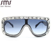 Carica l&#39;immagine nel visualizzatore di Gallery, Oversized One Piece Sunglasses Women  Diamond Flat Sun Glasses Men UV400 Punk Rhinestone Handmade Eyewear Gafas De Sol