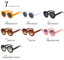 Carica l&#39;immagine nel visualizzatore di Gallery, Occhiali da sole rosa oversize per donne sexy UV400 2023 Occhiali da sole con montatura verde sfumata di marca di marca grande 