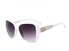 Load image into Gallery viewer, Oversized Retro Nail Decoration Women tom Sunglasses Brand Designer Men Integrated Lens Shades UV400 Lunettes de soleil