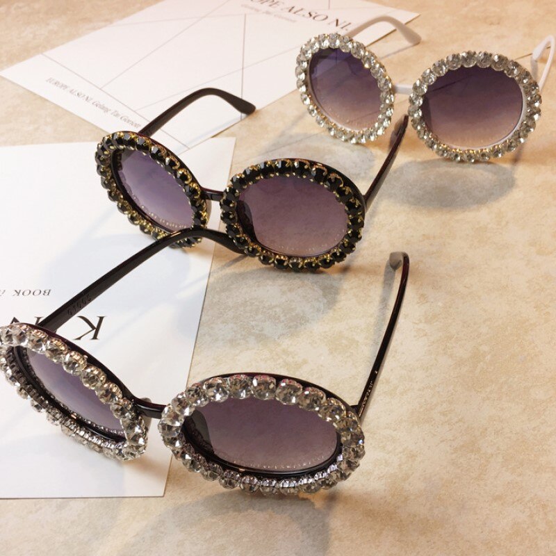 Sliver Black Designer Ladies Sunglasses at Best Price in Ahmedabad | Hariom  Chasma Ghar