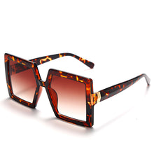 Load image into Gallery viewer, Oversized Square Sunglasses 2023 Vintage Women Men Classic Sun Glasses Gradient Lens Shades Eyewear Lady Retro Eyeglasses UV400