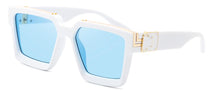 Carica l&#39;immagine nel visualizzatore di Gallery, Oversized Square Sunglasses Women Men Pink Green Shades Designer  Eyewear  Glasses Oculos Gafas