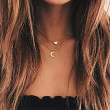 Carica l'immagine nel visualizzatore di Gallery, Pearl New Creative Sunflower Pendant Necklaces Vintage Fashion Daily Jewelry Temperament Cute Sweater Necklaces for Women