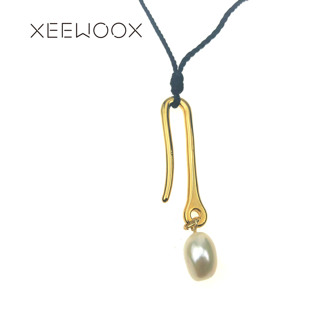 Pearls 14k Yellow Gold Pendant Necklace Creative Jewelry Fashion Week Designer Gift