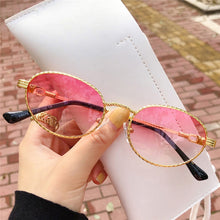 Carica l'immagine nel visualizzatore di Gallery, Occhiali da sole ovali in metallo dorato Peekaboo da donna occhiali da sole rotondi rosa viola retrò per uomo con lenti sfumate uv400 accessori per esterni 