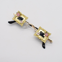 Load image into Gallery viewer, Personality Steampunk Sunglasses Women Brand Designer  Rhinestone Diamond Vintage Sun Glasses Lentes De Sol Mujer