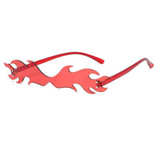 Carica l'immagine nel visualizzatore di Gallery, Personality Fire Flame Sunglasses Men Women  Brand Small Frame Colorful Rimless Sun Glasses Eyewear Female Shades UV400