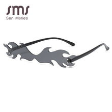 Carica l'immagine nel visualizzatore di Gallery, Personality Fire Flame Sunglasses Men Women  Brand Small Frame Colorful Rimless Sun Glasses Eyewear Female Shades UV400