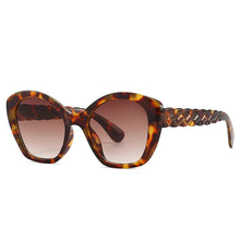 Carica l'immagine nel visualizzatore di Gallery, Plastic Oversized Muti Colors Cat Eyes Sunglasses Shades Uv400 2023 Rainbow Men Retro Female Ladies Sun Glasses