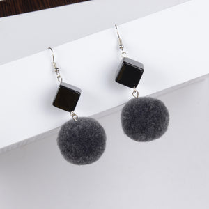 Plush ball metal color matching maomao ball of wo long dangler earrings E880-5 Temperament is contracted eardrop long ear clip