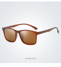 Carica l&#39;immagine nel visualizzatore di Gallery, Polarized Sunglasses Men Women TR Frame Sun Glasses UV400 Male Square Sunglasses with Glasses Case