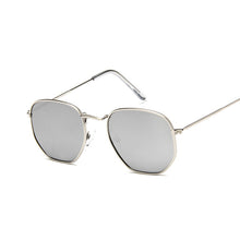 Carica l'immagine nel visualizzatore di Gallery, Occhiali da sole poligonali Occhiali da donna Occhiali da sole in metallo retrò Donna Specchio vintage Oculos De Sol Feminino UV400 