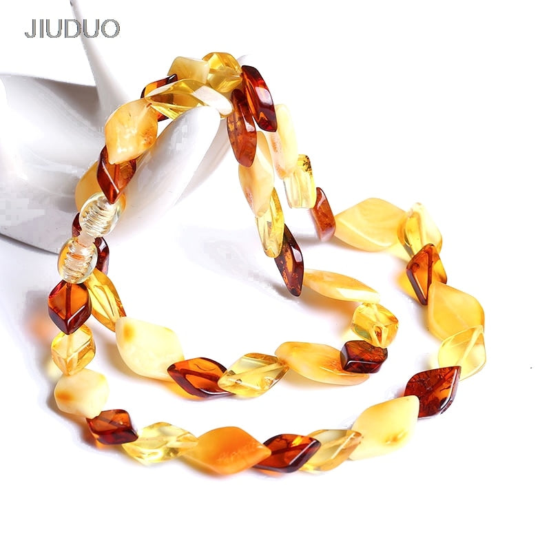 Popular natural amber necklace for women luxury amber necklaces Precious jewelry factory direct package mail