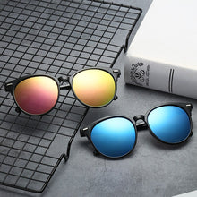 Load image into Gallery viewer, Psacss Vintage Women's Round Sunglasses Women  Brand Designer Sun Glasses Travel Sunglass gafas de sol mujer