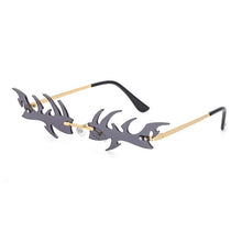 Carica l&#39;immagine nel visualizzatore di Gallery, Punk Rimless Sunglasses Women Men Steampunk Eyeglasses Small Alloy Frames Sun Glasses Men Sunglasses Eyewear UV400