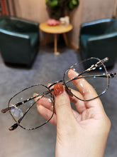 Load image into Gallery viewer, Pure Titanium C Heart Glasses Frame Product Ultra Light Square Gold Rim Big Face Male and Female Students Myopia Flat Lig