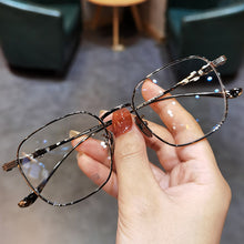 Load image into Gallery viewer, Pure Titanium C Heart Glasses Frame Product Ultra Light Square Gold Rim Big Face Male and Female Students Myopia Flat Lig
