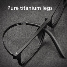 Load image into Gallery viewer, Pure Titanium Glasses Frame Men Comfortable Large Frame TR Glasses Frame Ultra Light Square Myopia Optical Glasses Frame 8822T